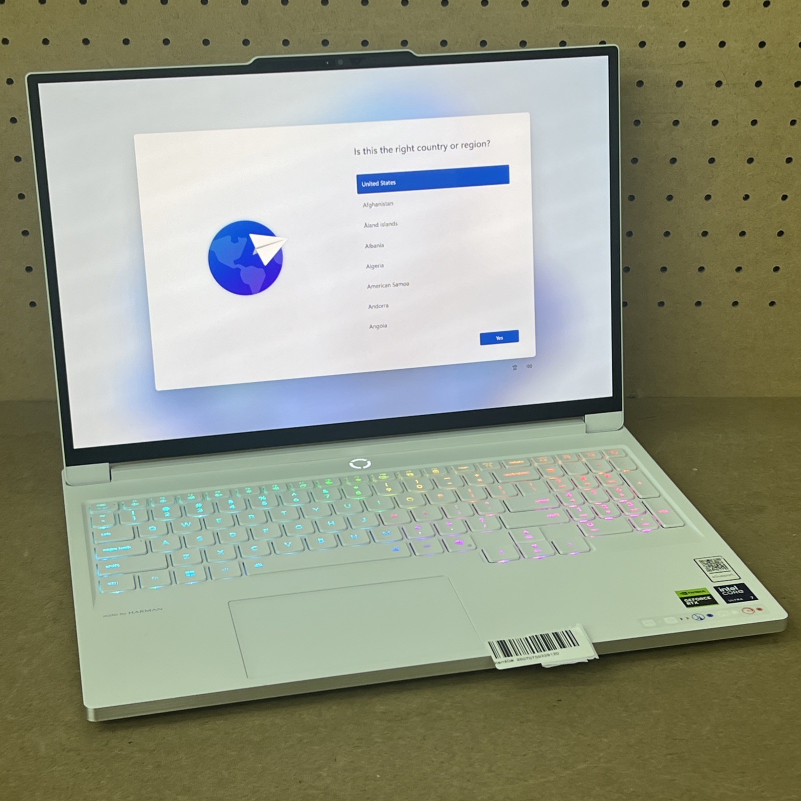 Lenovo Legion 7 16IAX10 Ultra 7 255HX 32GB Ram 1TB SSD GeForce RTX 5060 – Great