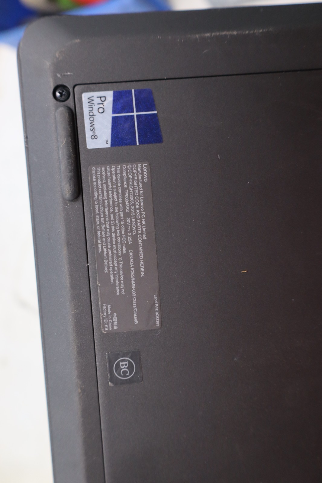 Lenovo ThinkPad windows 8, 2013, unknown specs. for parts. no returns.