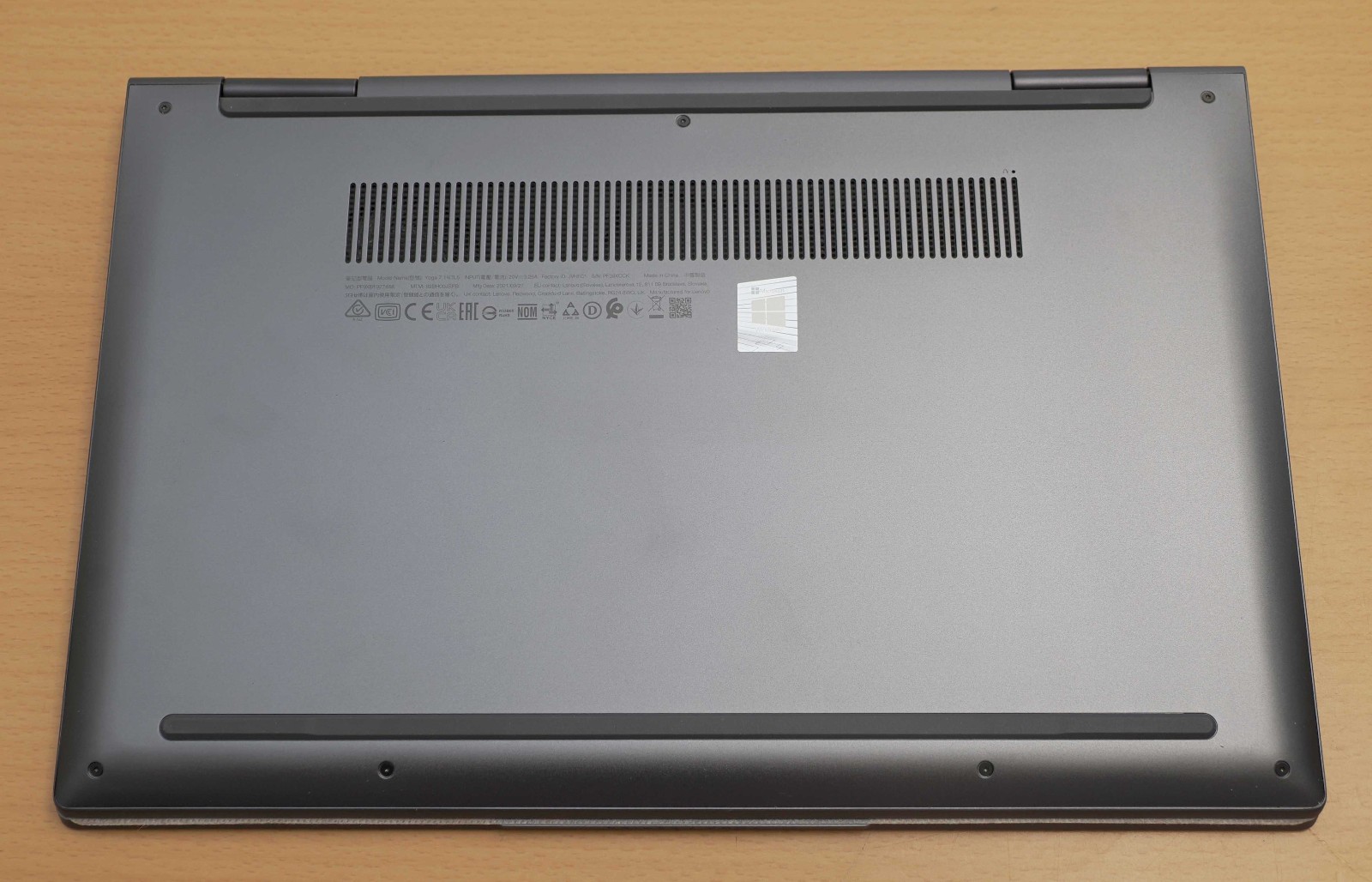 NEW ORIGINAL BOX – Lenovo Yoga 7 14ITL5 – 14” FHD Touch i5-1135G7 16GB 1TB W11H – QWERTY