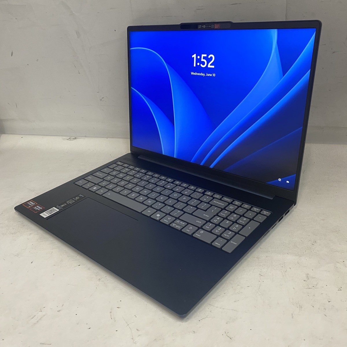 LENOVO IDEAPAD SLIM 5 16″ 1TB/16GB LAPTOP Model: 16AKP10 (CMP126411)