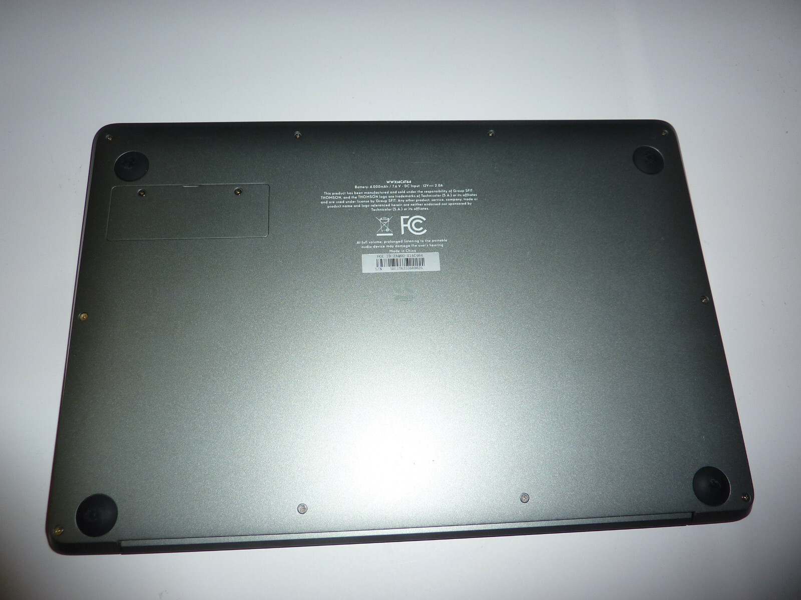 Thomson Neo X 14.1″ Windows 10 laptop Tungstene WWX14C4T64 64GB N3050 Very Nice