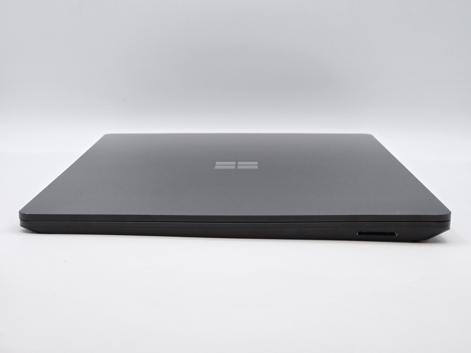 Microsoft Surface Laptop 5 13″ 2256 x 1504 Touch I7-1265U 512GB SSD 16GB W11P