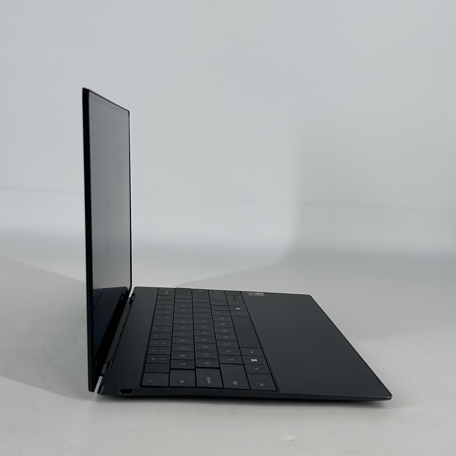 Dell XPS 13 9345 Gray FHD+ 3.4 GHz X Elite 32GB 1TB SSD Very Good SSD BENT FRAME