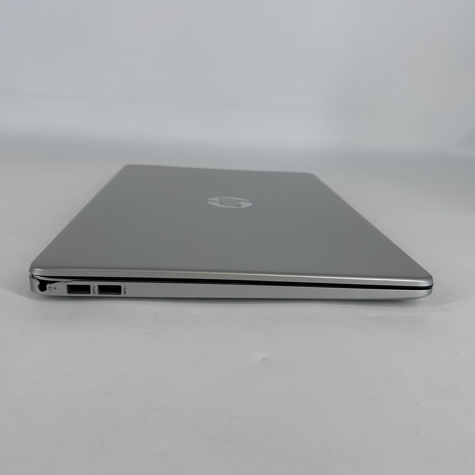 HP Pavilion 15 FHD 2.0 GHz Ryzen 7 4700U 16GB 256GB SSD Very Good – Frame Split