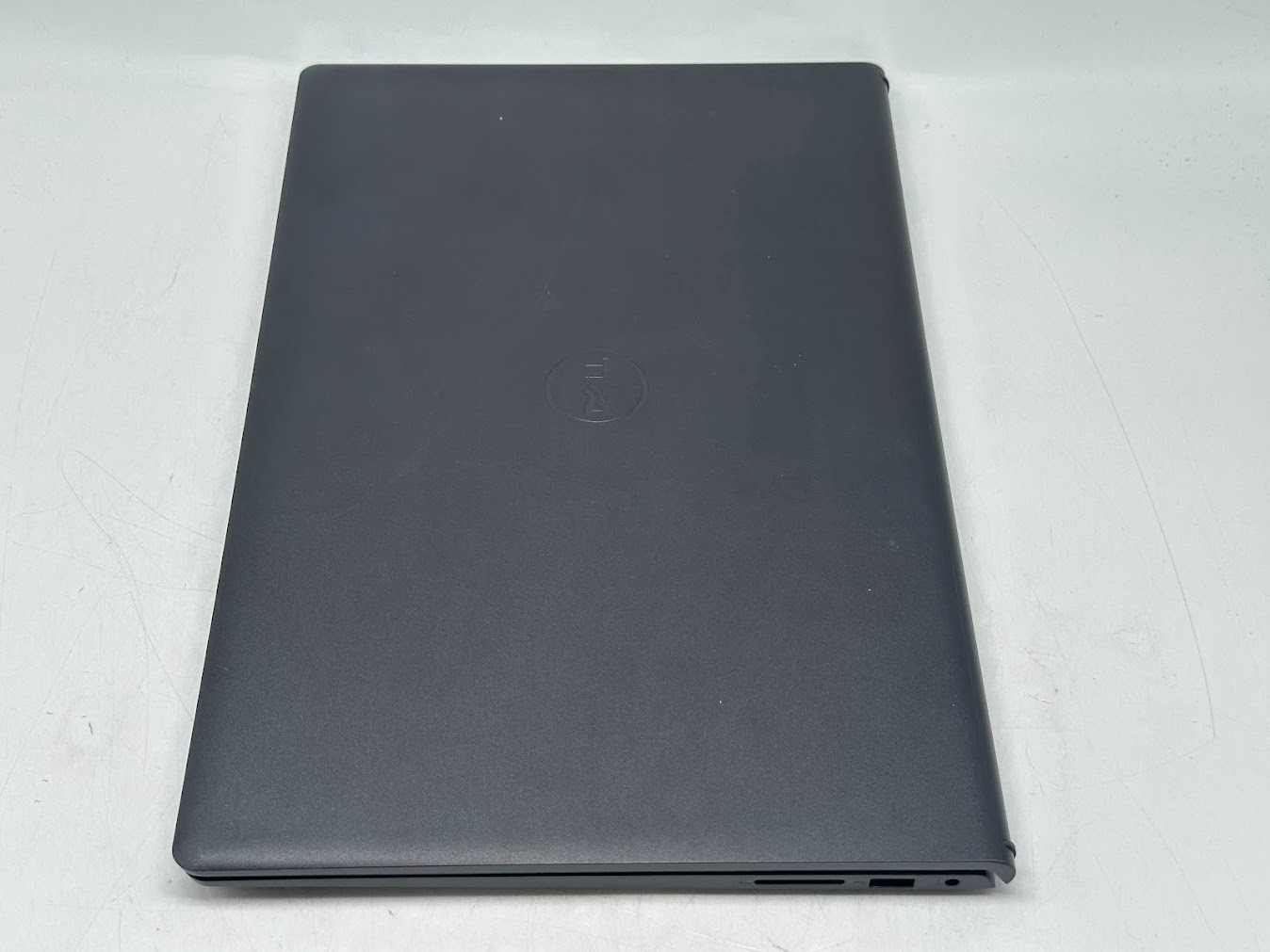 Dell Inspiron 3530 Laptop – 15.6″ FHD, Core i3-1305U, 8GB DDR4, 512GB SSD