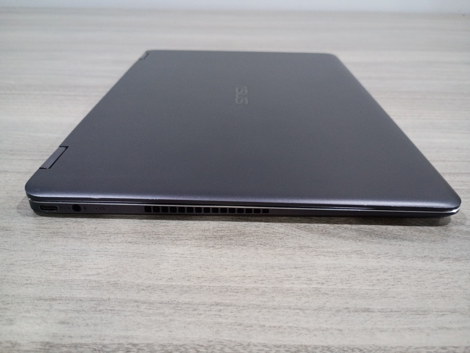 ASUS ZenBook Flip Q325UA i7 256GB SSD 16GB RAM Backlit Keys Full HD Windows 11