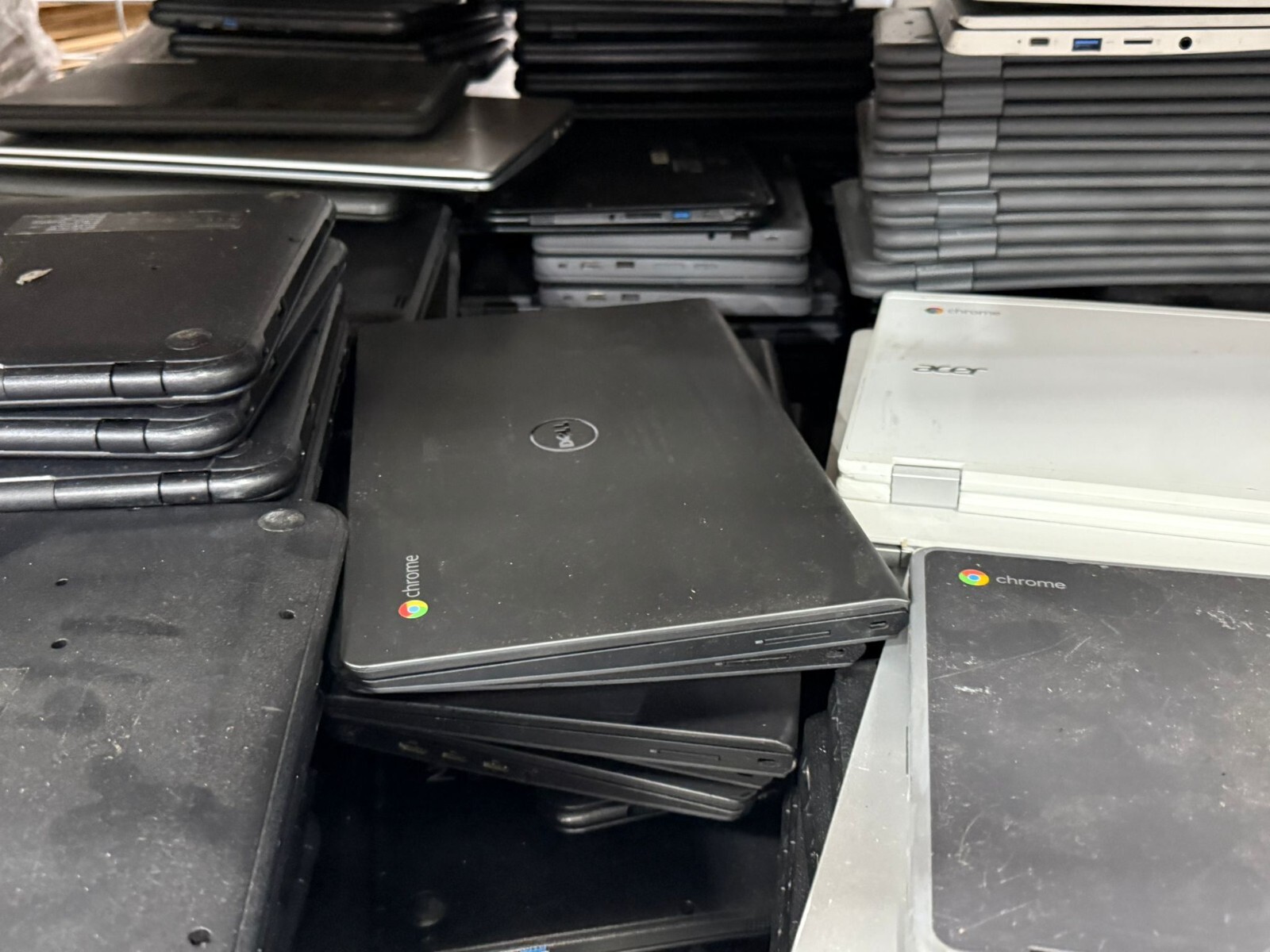 LOT OF 50 – CHROMEBOOK Laptops VARIOUS SIZES / Brands – *AS IS* / UNTESTED READ!