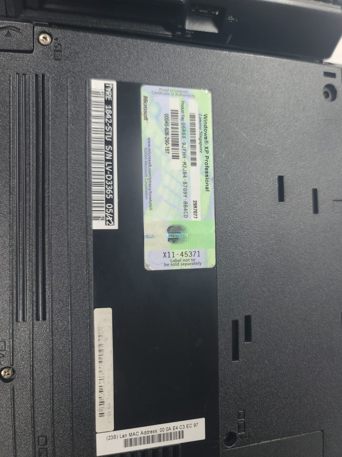 IBM ThinkPad R50e/ IBM ThinkPad I Series. No HARD-DRIVES. Untested