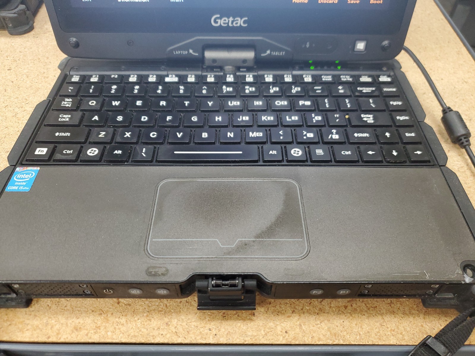 GETAC V110 Laptop Tablet Touch Screen i5-4300U 1.90GHz 8gB No HDD 8404hrs