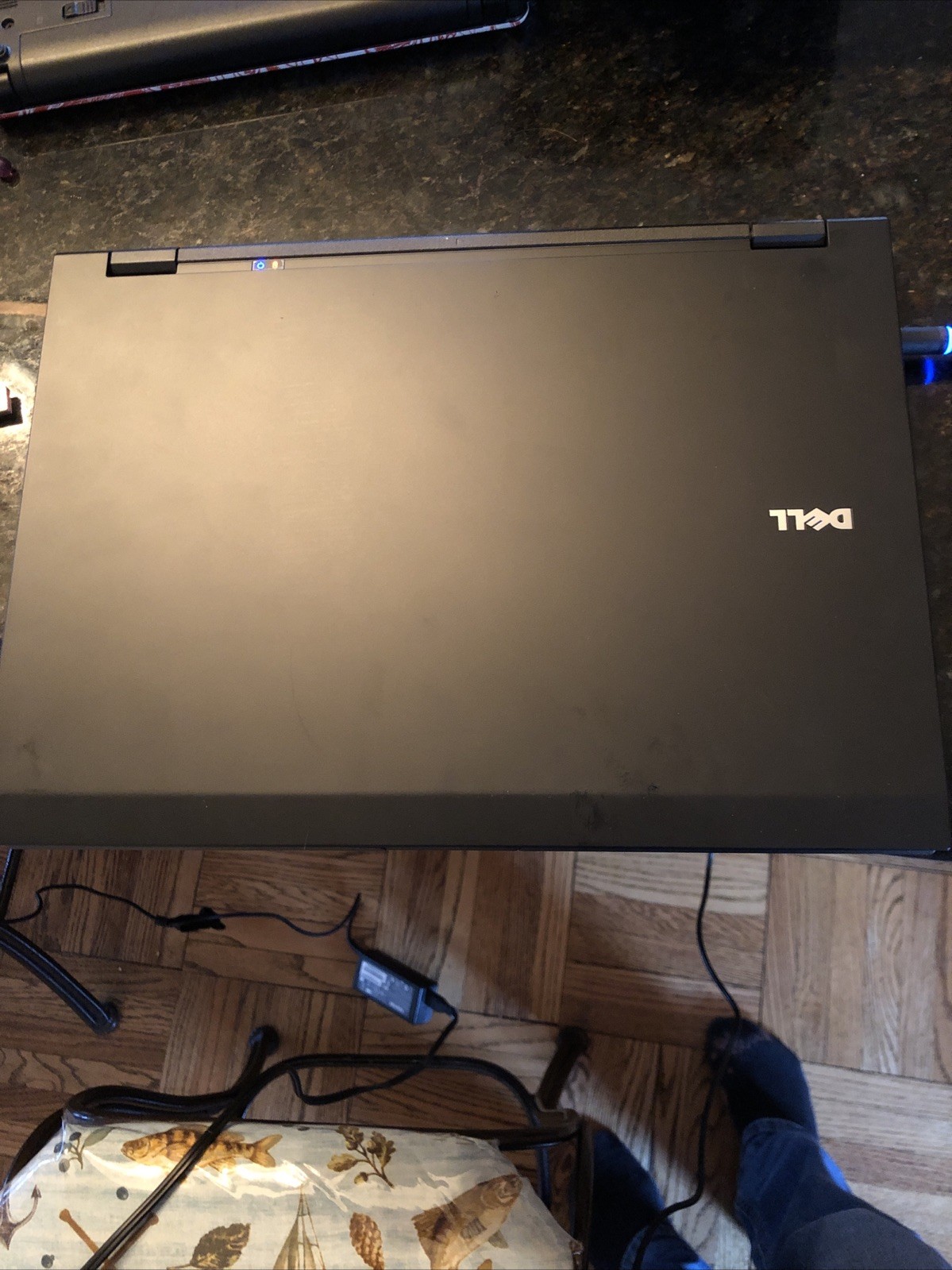 Dell Latitude E5400 Laptop Core 2 Duo CPU P8700 2.53GHz 2 GB RAM Tarsus Case