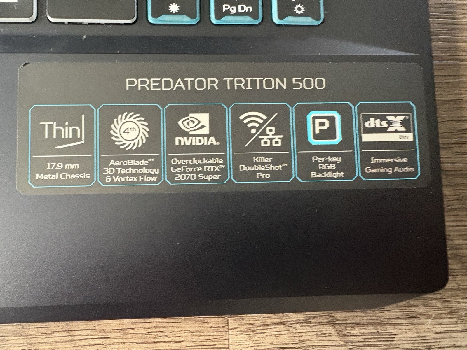 Acer Predator Triton 500 PT515-52-73L3 15.6″ (512GB SSD, Intel Core i7 10th…