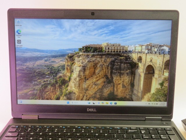 DELL LATITUDE 5591 i7-8850H 2.6GHz 8GB RAM 256GB NVMe BACKLIT NVIDIA WIN 11 PRO