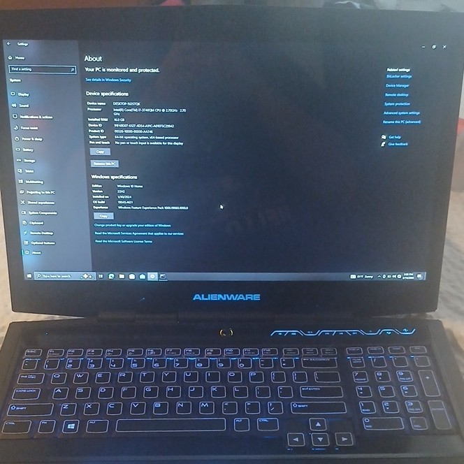 Alienware 17 Gaming Laptop i7-2700MQ 2.20GHz 16GB RAM 756.6GB HDD Win10
