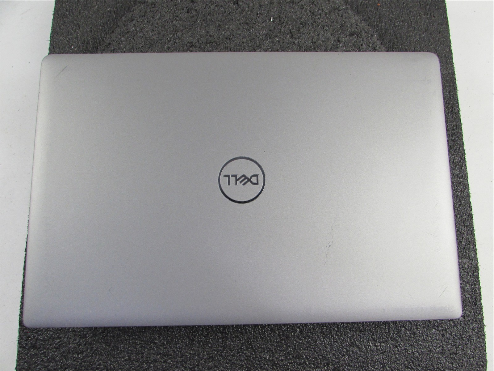 DELL LATITUDE 5530 1920X1080 FHD CORE I5-1235U 256GB SSD 16GB RAM NO O.S