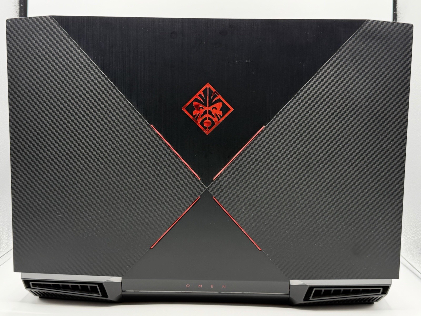 HP OMEN 17 17.3” 17-an012dx Laptop – RX 580 – i7-7700HQ – 12GB RAM – 2TB SSD