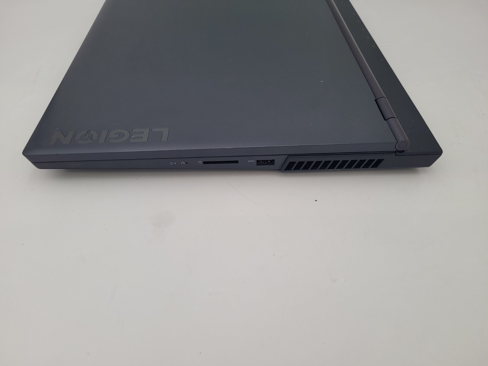 Lenovo Legion 5, i7-10750H@2.60GHz,16GB Ram,Win 11 Home,1TB NVMe