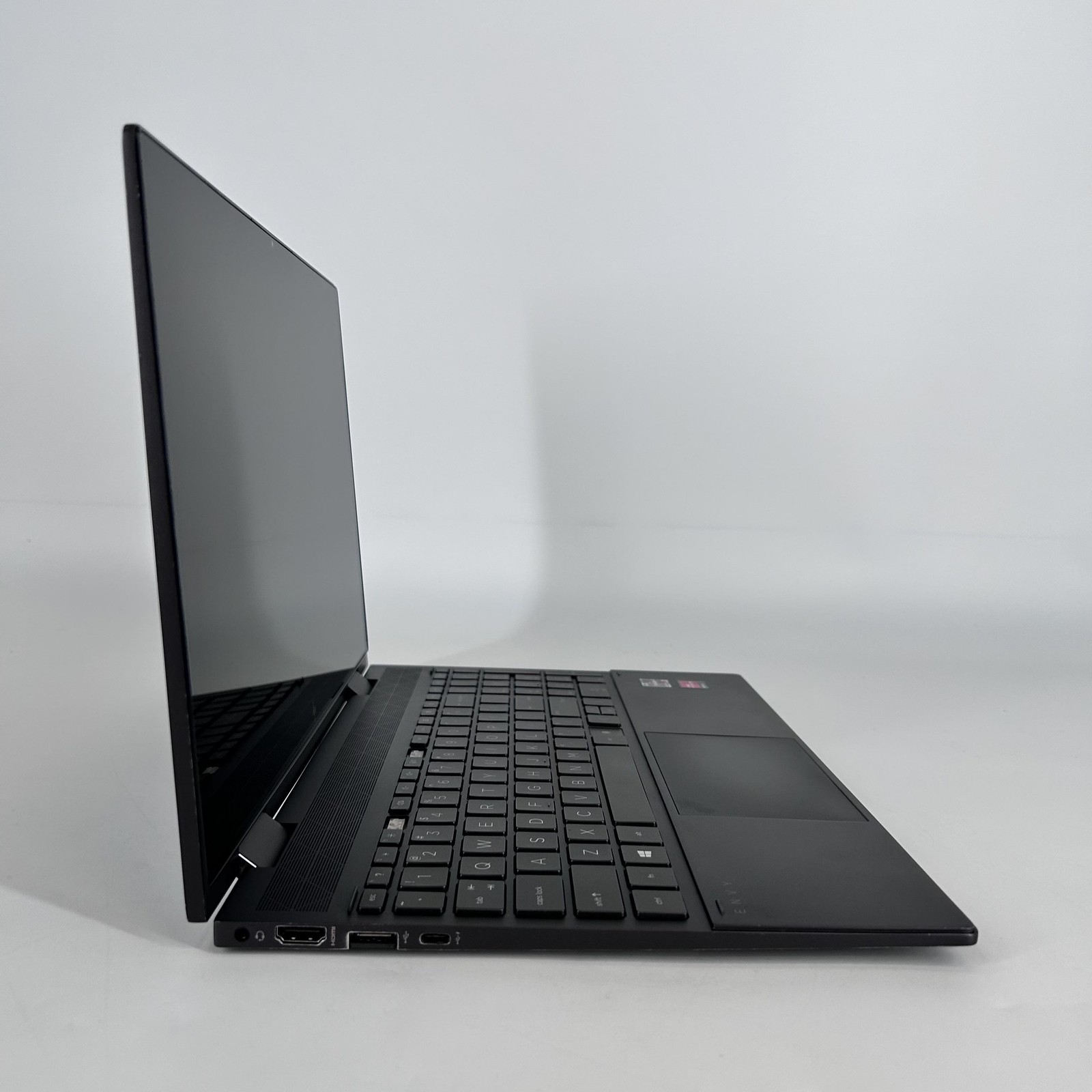 HP Envy x360 15.6 FHD TOUCH 1.8 GHz Ryzen 7 5700U 12GB 512GB SSD Fair