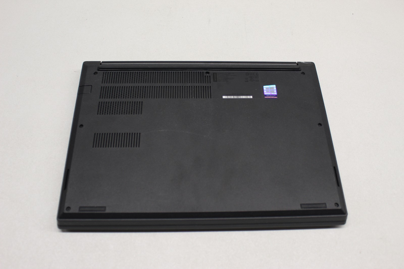 Lenovo Thinkpad E14 G3 I3-10110U 512SSD NvME 16GB DDR4 Win11Pro