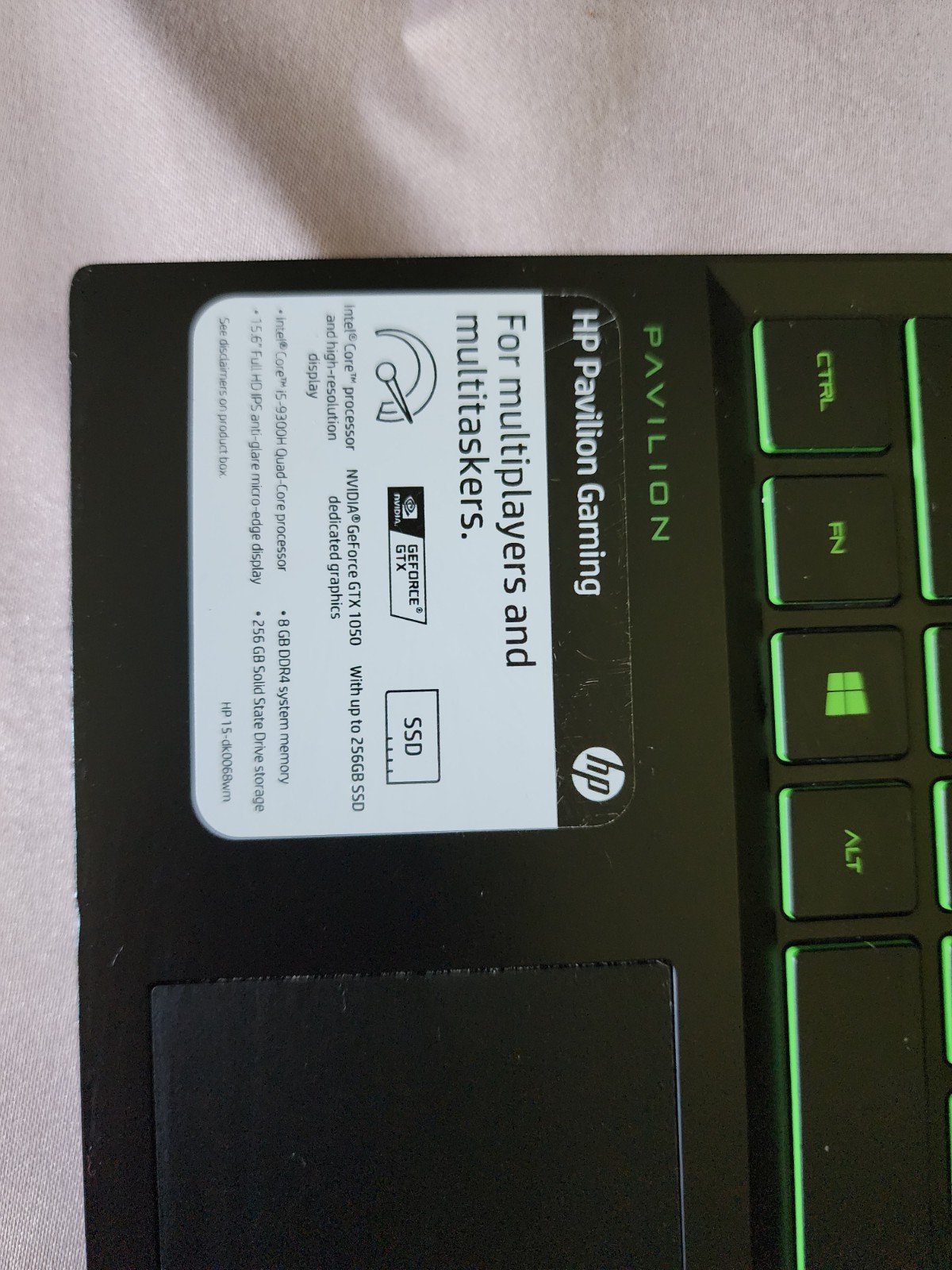 HP Pavilion Gaming 15.6″ i5-9300H 8GB 256GB SSD GTX 1050 Win 11 Black