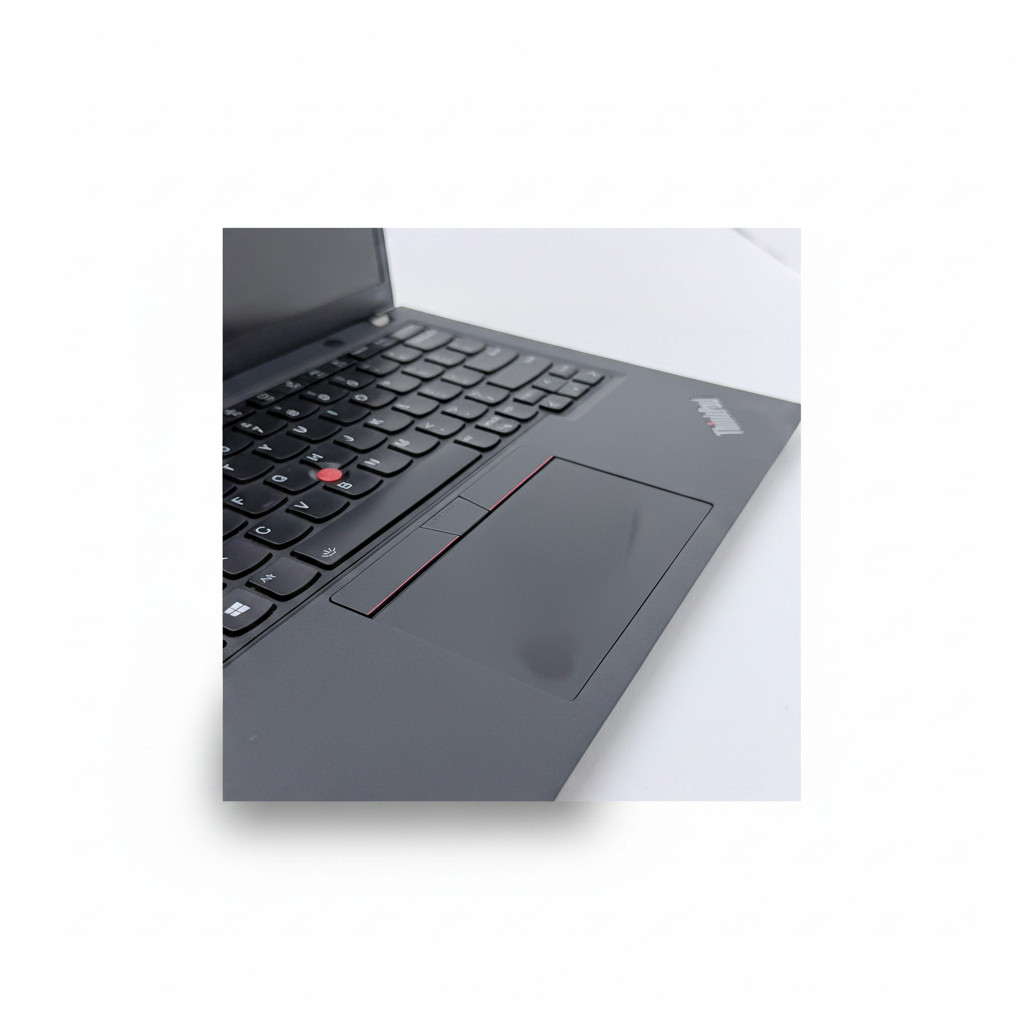 Lenovo ThinkPad X13 Gen 2 (13.3″) i7-1185G7 16GB RAM 256GB SSD *COSMETIC ISSUE*