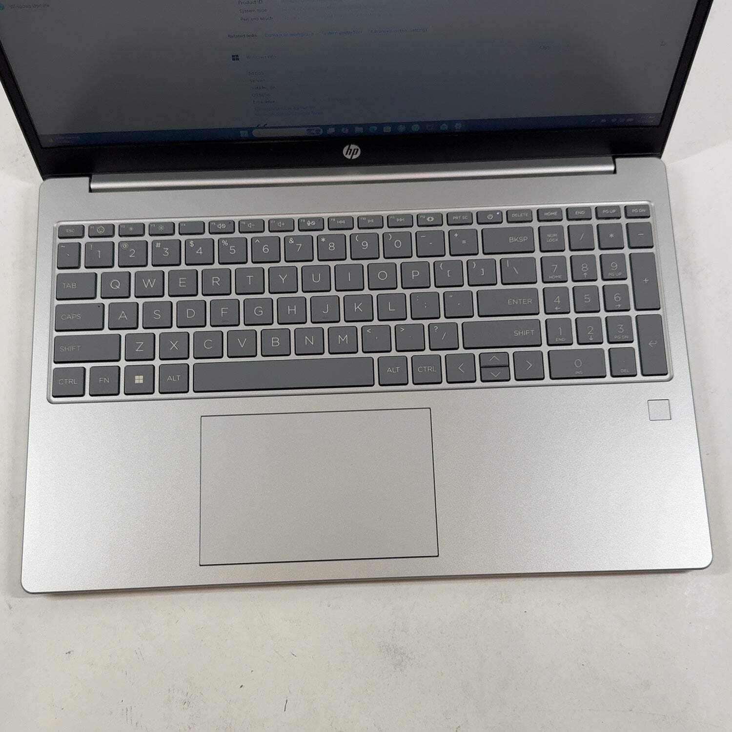 HP Laptop 15-FD0025ST 15.6″ i5-1335U 1.3GHz 8GB RAM 256GB SSD