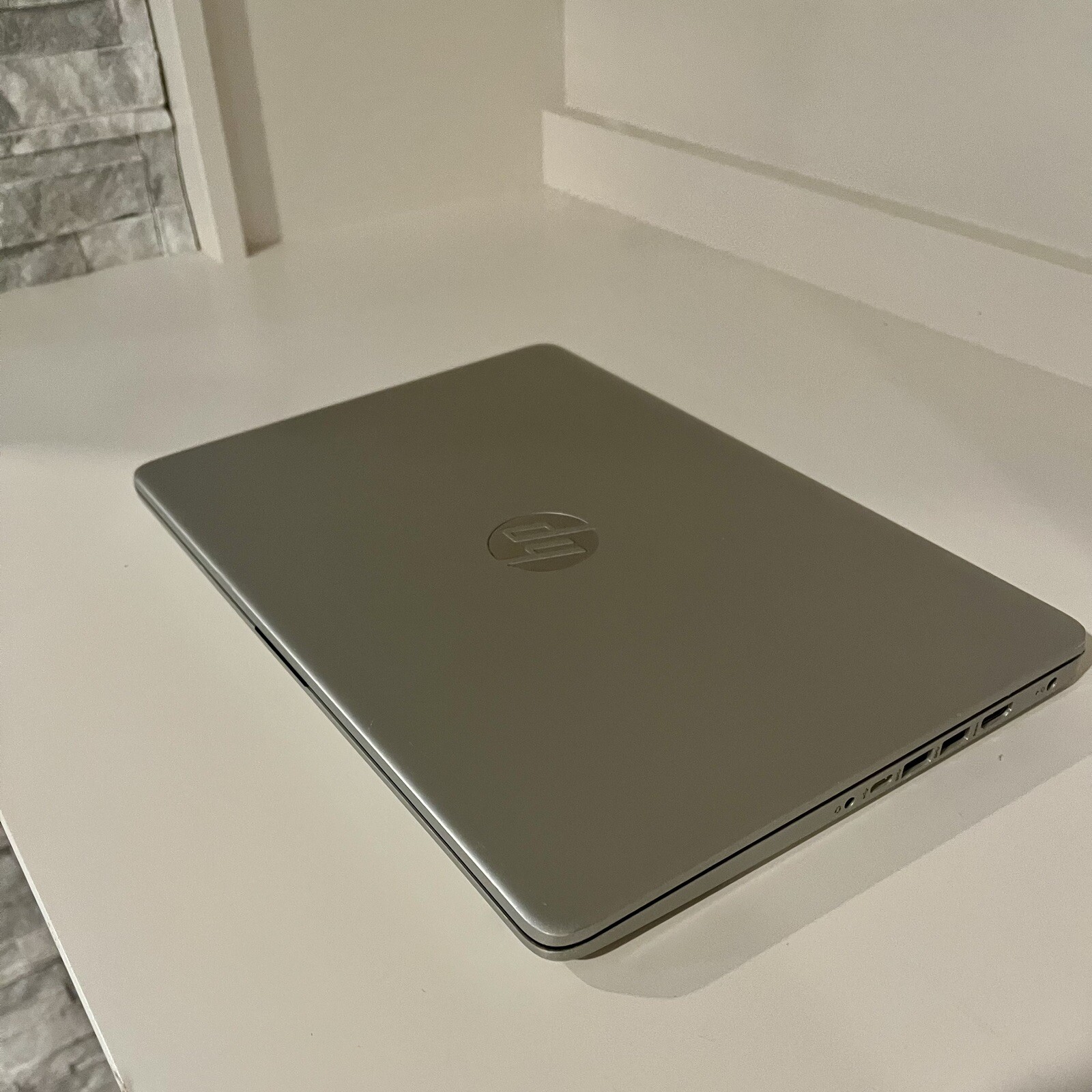 HP 14DK1003DX 14 inch (128GB, AMD Athlon Silver 3050U., 2.30Ghz, 4GB)…