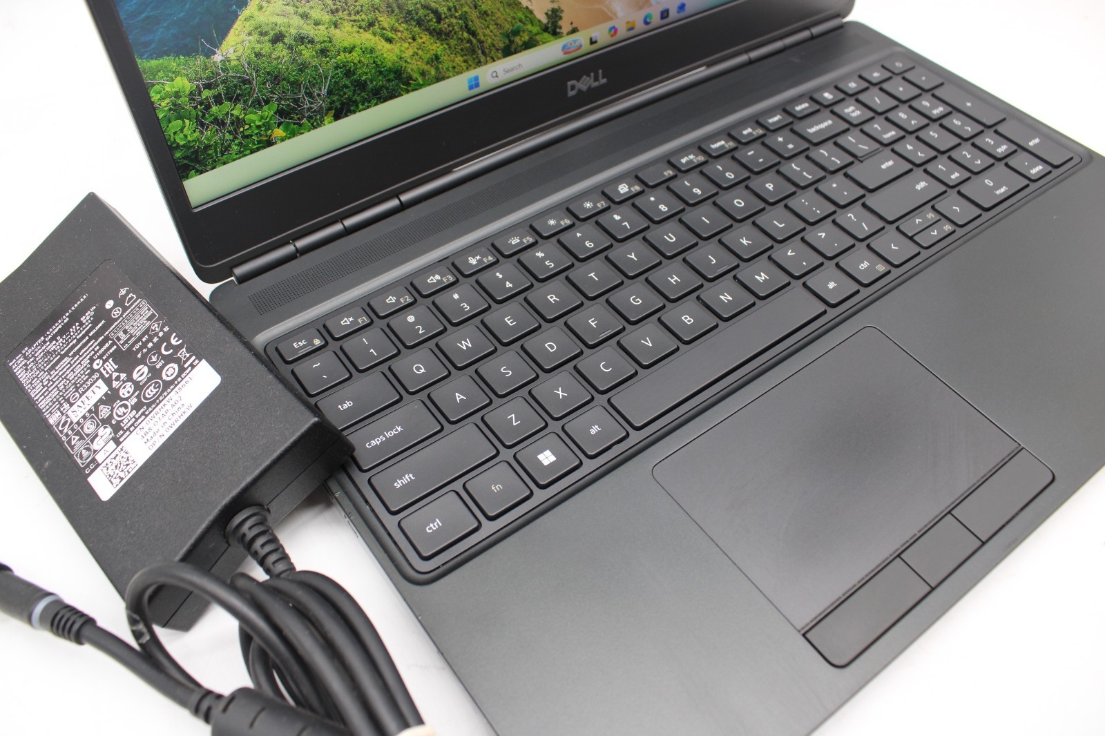 Dell Precision 7550 – W11, 512GB NVMe, 32GB RAM, Intel i7-10850H, Quadro T2000
