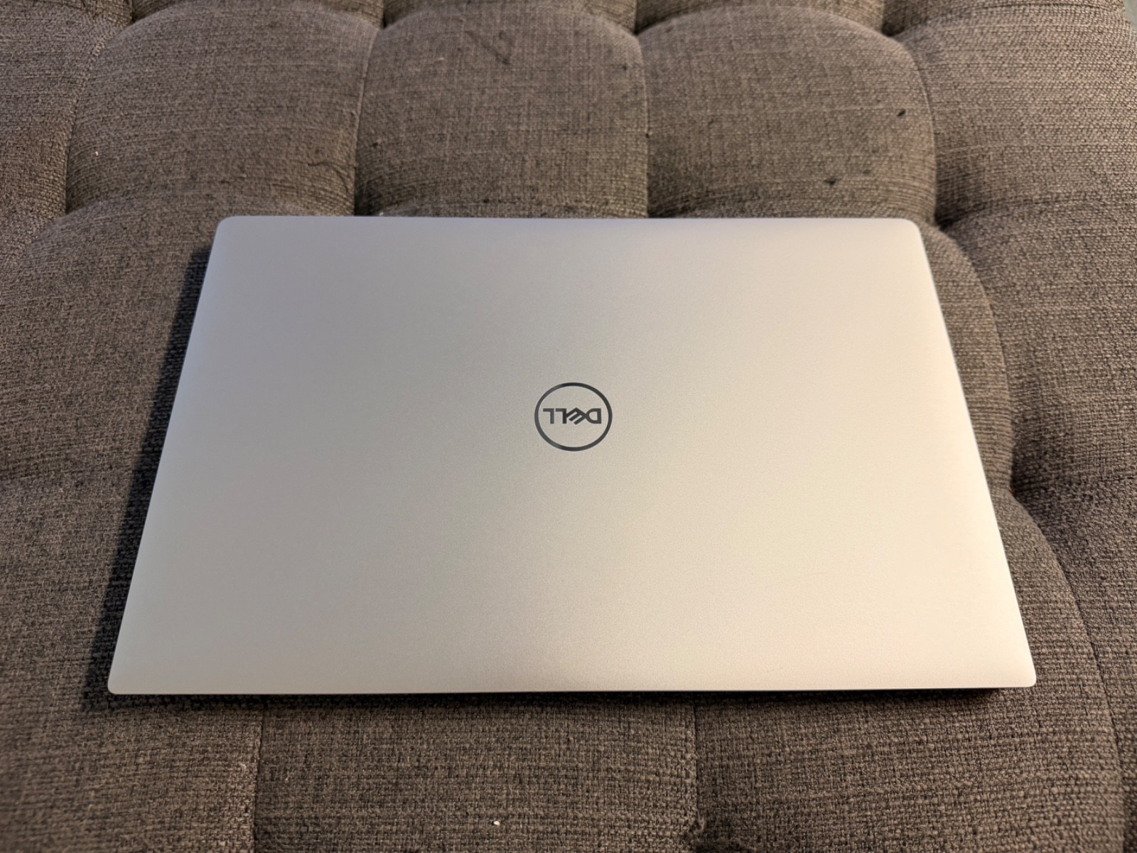 Dell XPS 15 7590 4K OLED Laptop i7-9750H, 16GB RAM, GTX1650 GDDR5 GPU