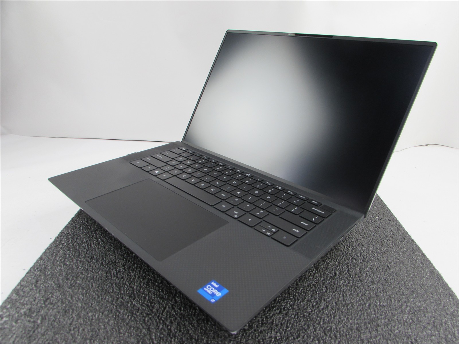 DELL PRECISION 5560 1920X1200 I7-11850H 1TB SSD 32GB RAM RTX A2000 WIN 11 NO BAT