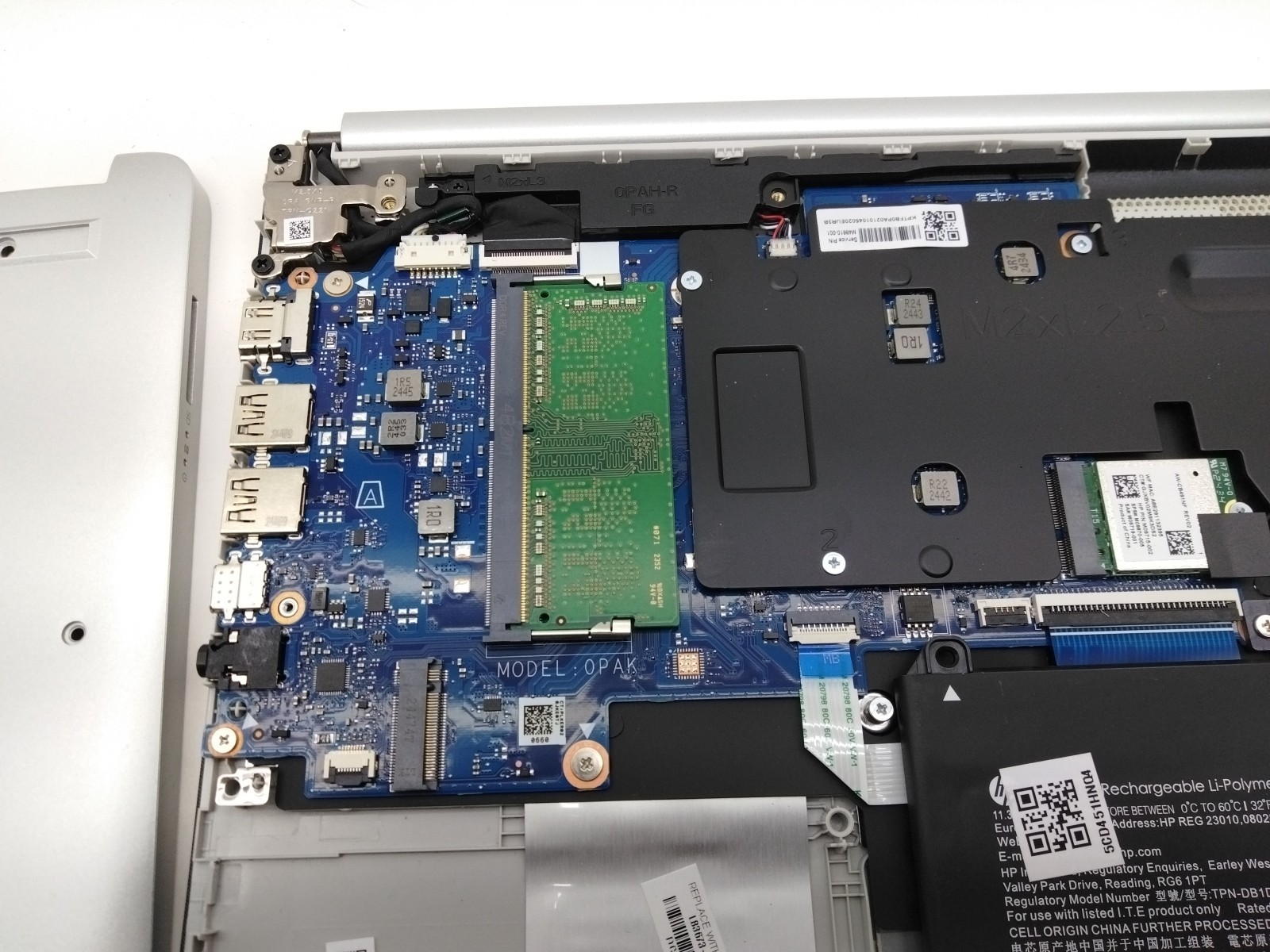 Hp Laptop Model 14-dq387nr 1.10ghz X 4 Cores, 4 Gb Ram, No Hd