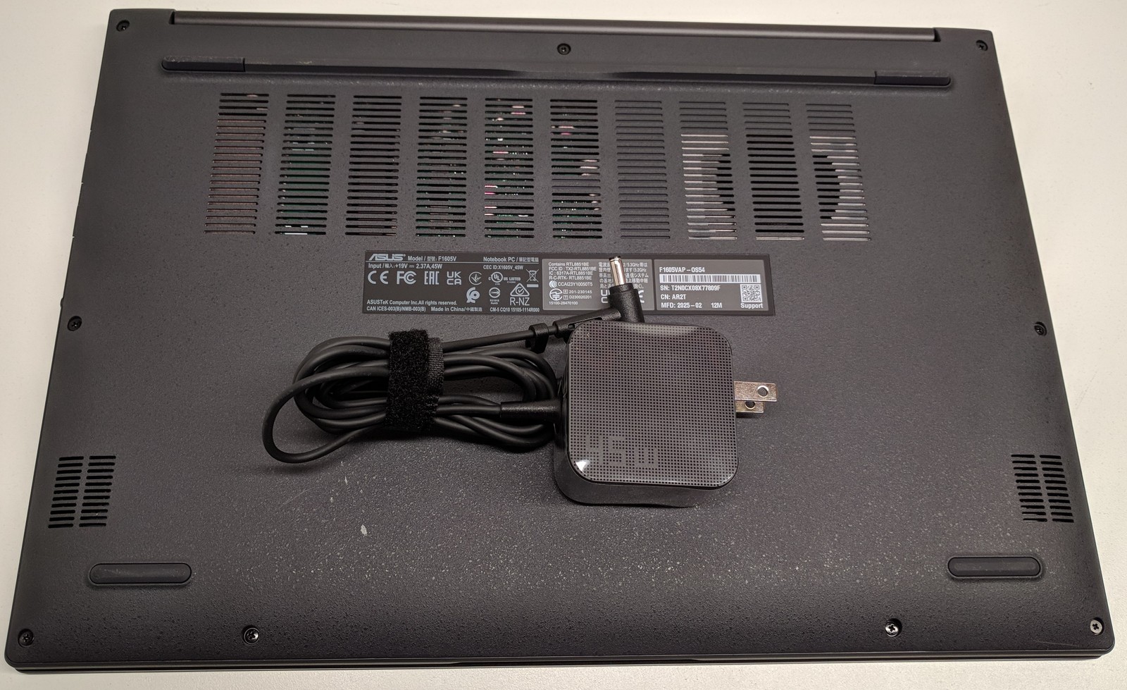 Asus Vivobook F1605V I5-120U@1.4GHz,16GB,512GB