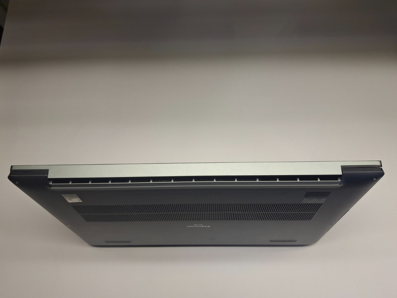 Dell Precision 5770 17 i712800H 24GHz 32GB 1TB SSD Nvidia RTX A3000 12G G2U