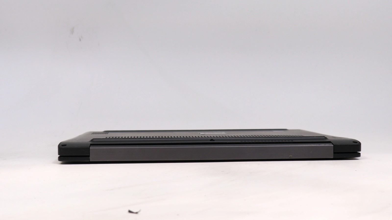 Dell Latitude 7480 14″ i7-7600u 16GB 256GB – Fair READ DESC