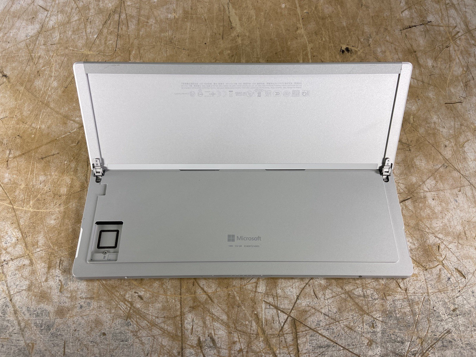 MICROSOFT SURFACE PRO 7+ (1960) i7-1165G7 @ 2.80GHz, 16GB RAM, NO HDD/OS