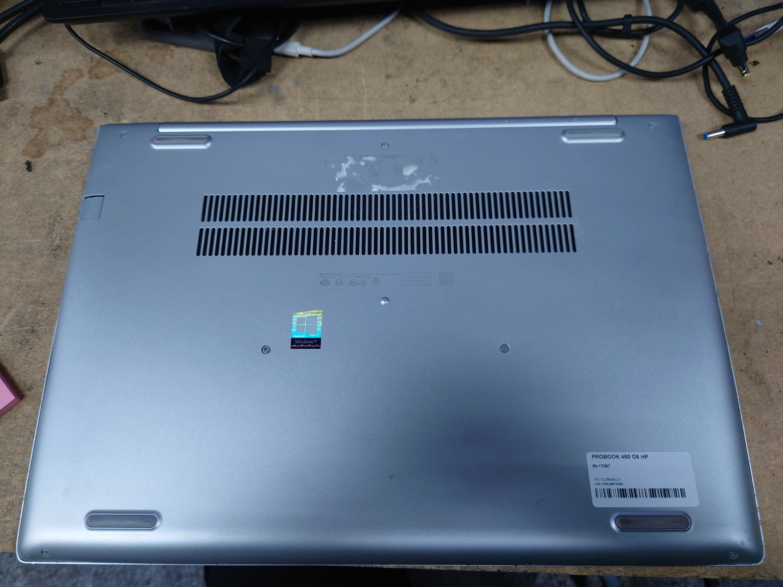 HP ProBook 450 G6 15.6″ i5-8265U 4GB RAM No OS/SSD