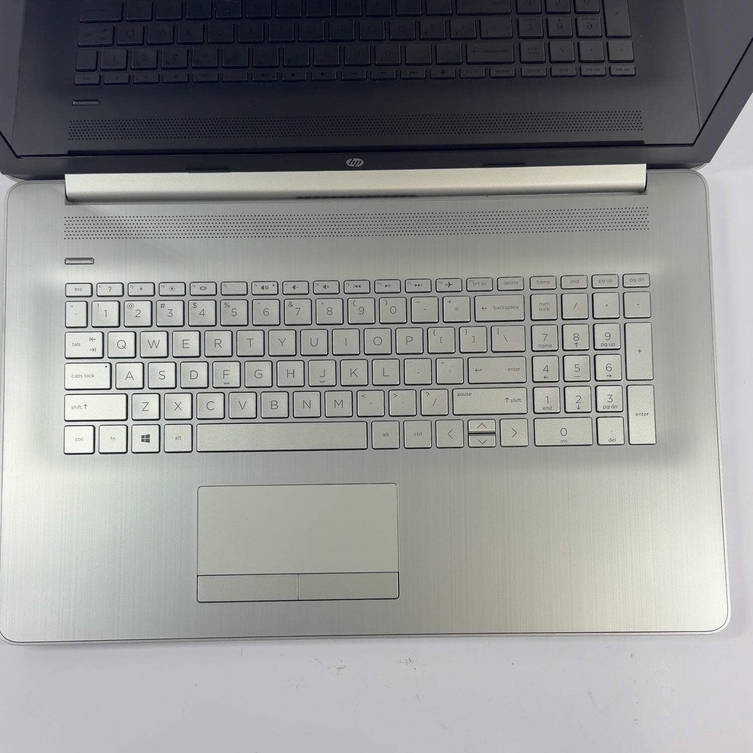HP 17-by3613DX i3-1115G4 8GB RAM 250GB SSD Laptop