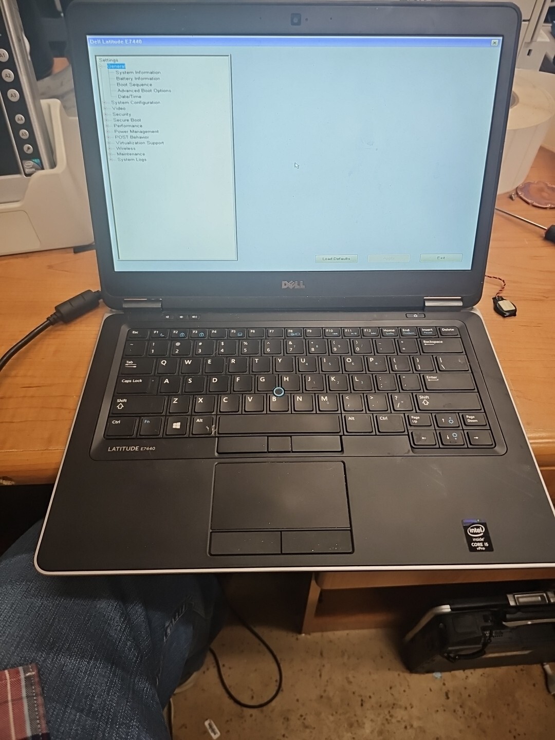 Dell Latitude E7440. i5-4310u 2.0GHz 4GB RAM READ P&r Only Missing Parts