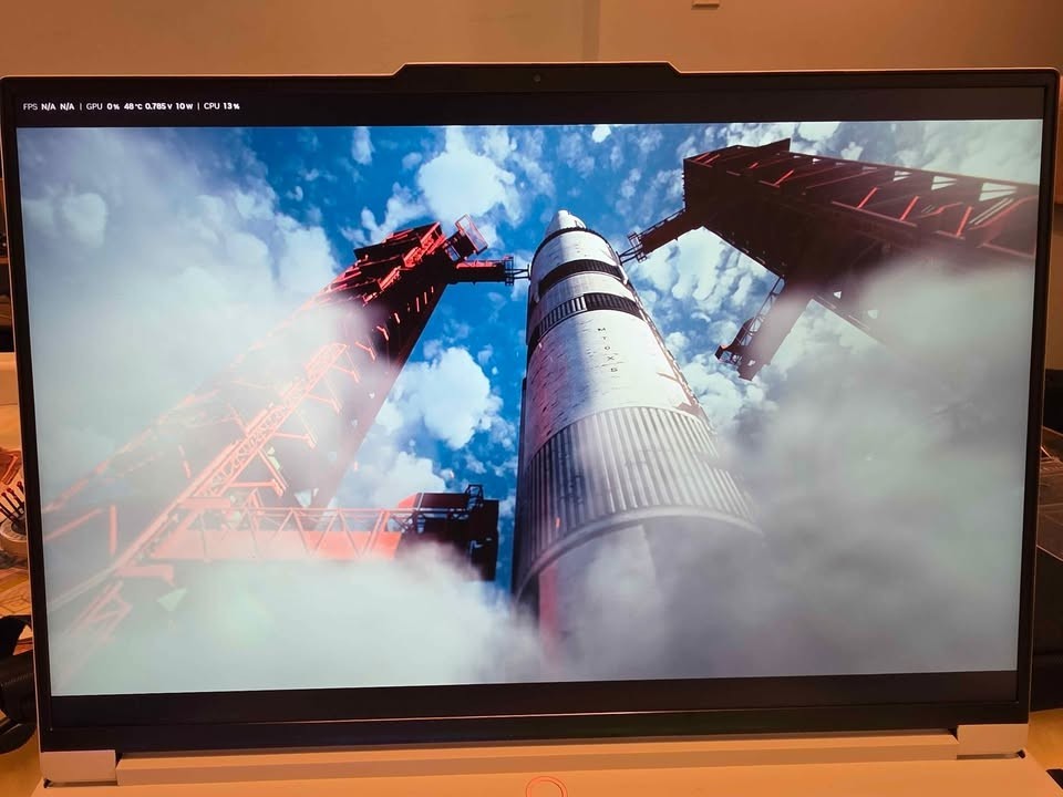 Mint Condition Lenovo Legion 7 16IRX9 16″ i7-14700HX 32GB 1TB GeForce RTX 4060