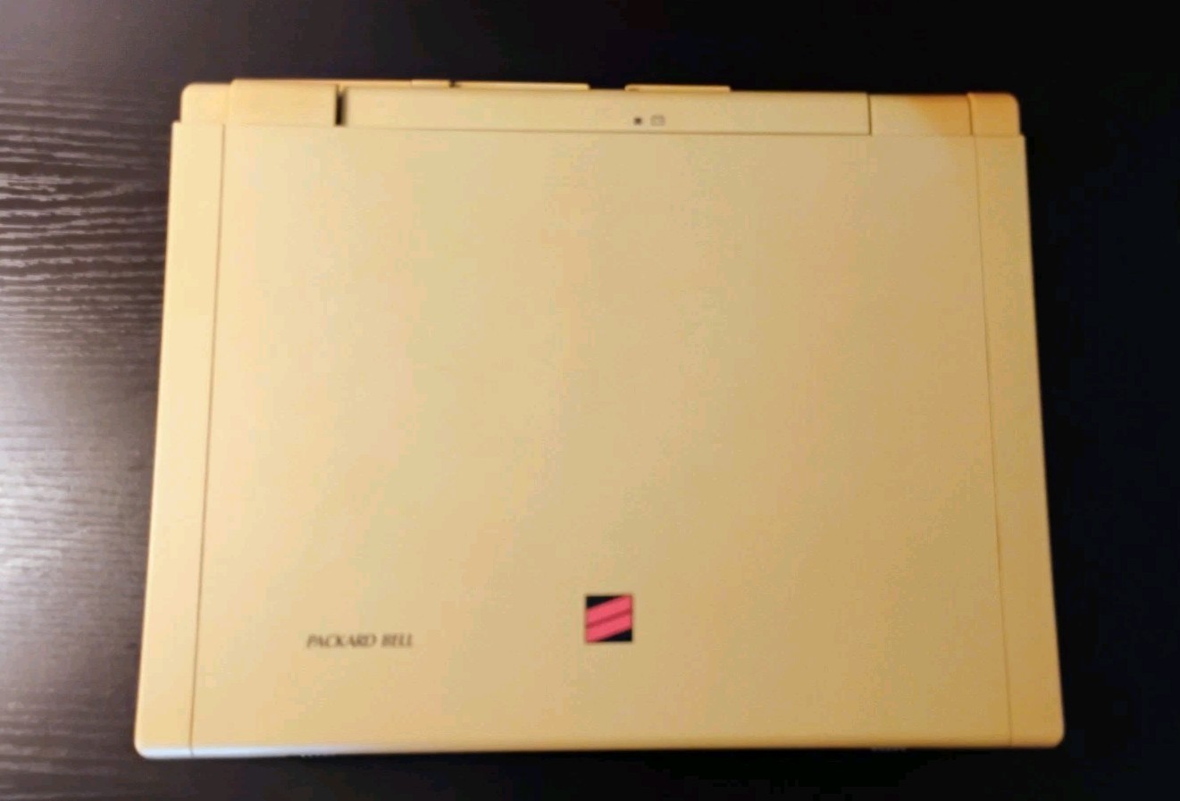 Packard Bell Statesman Plus 810414 Laptop Cyrix Cx486SLC2 50 MHz MS-DOS 6.x