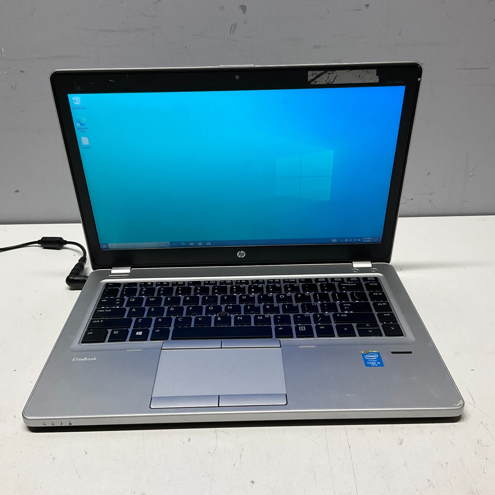 HP EliteBook Folio 9480m 14″ Laptop Intel i5-4310U @ 2.00 GHz 4GB 128GB SSD