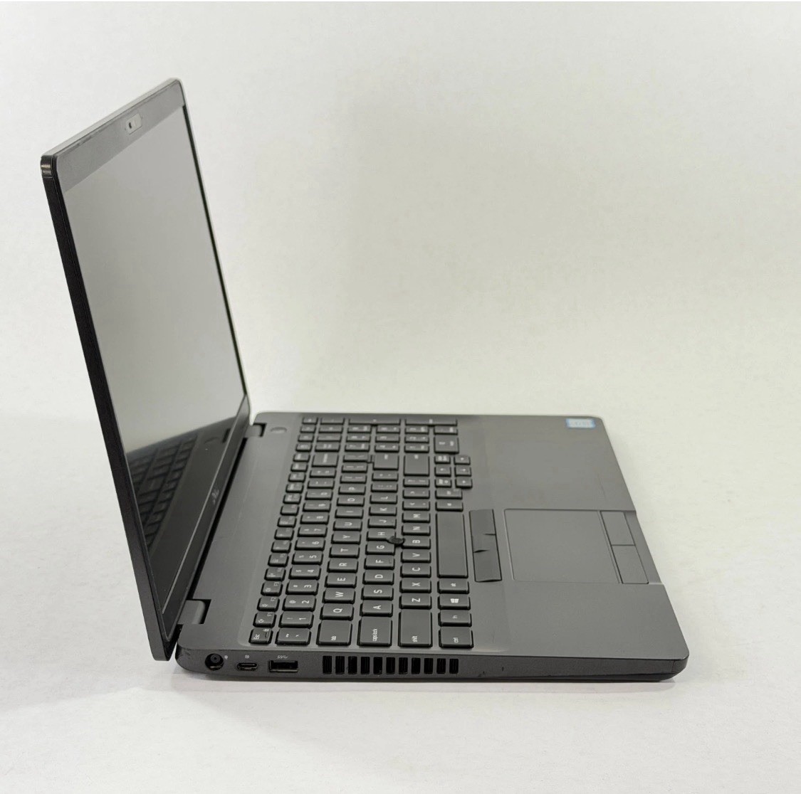Dell Latitude 5500 15.6″ Laptop Intel Core i5-8265U 16GB RAM 256GB NVMe Win11P