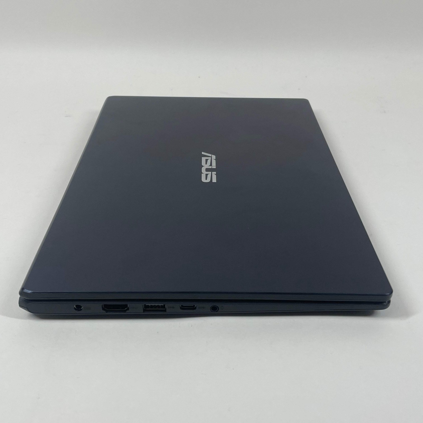 Asus Vivobook Go 14 E410KA-PM464 14″ Intel Silver N6000 1.1GHz 4GB RAM 64GB SSD