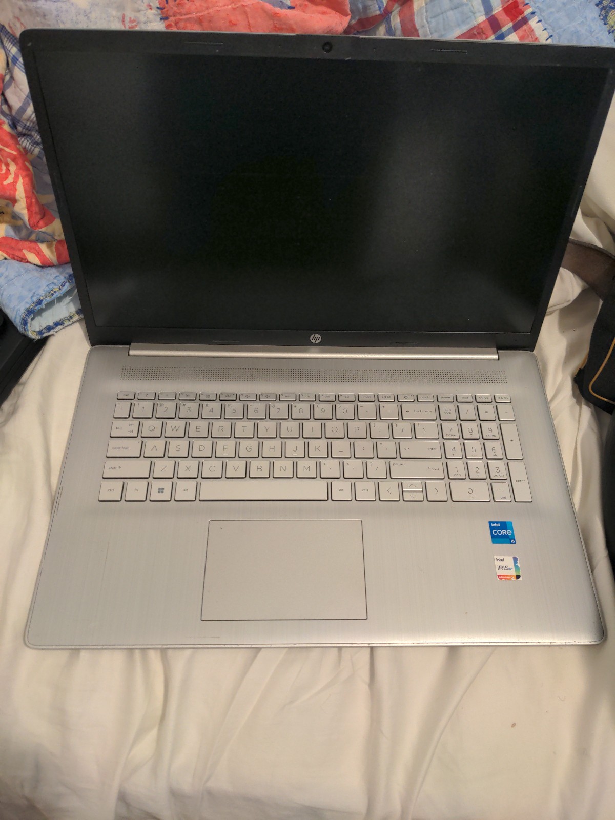 HP 17-cn1053cl 17.3” (Intel Core i5-1155G7, 2.5GHz, 12GB) No Hard Drive