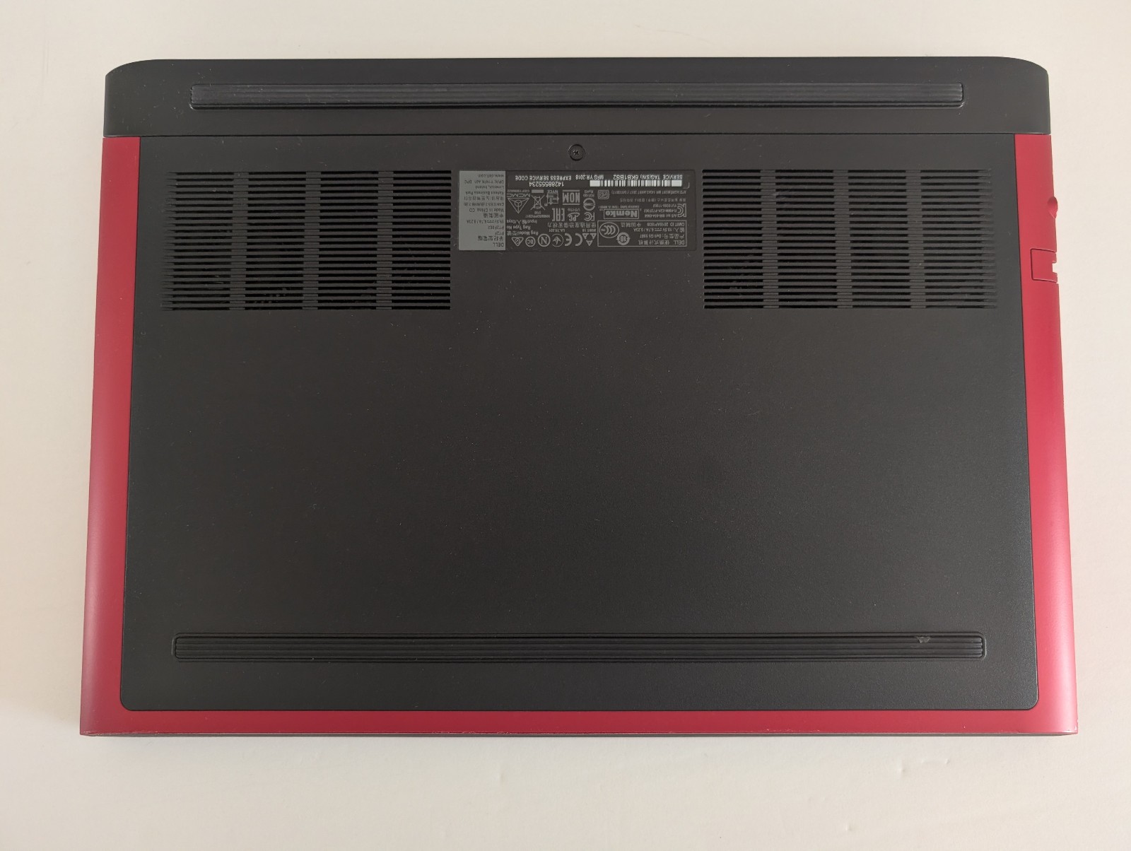 *PLEASE READ* Dell G5 5587 Gaming 15.6in i7-8750H 16GB GTX 1050 Ti NO SSD/NO OS