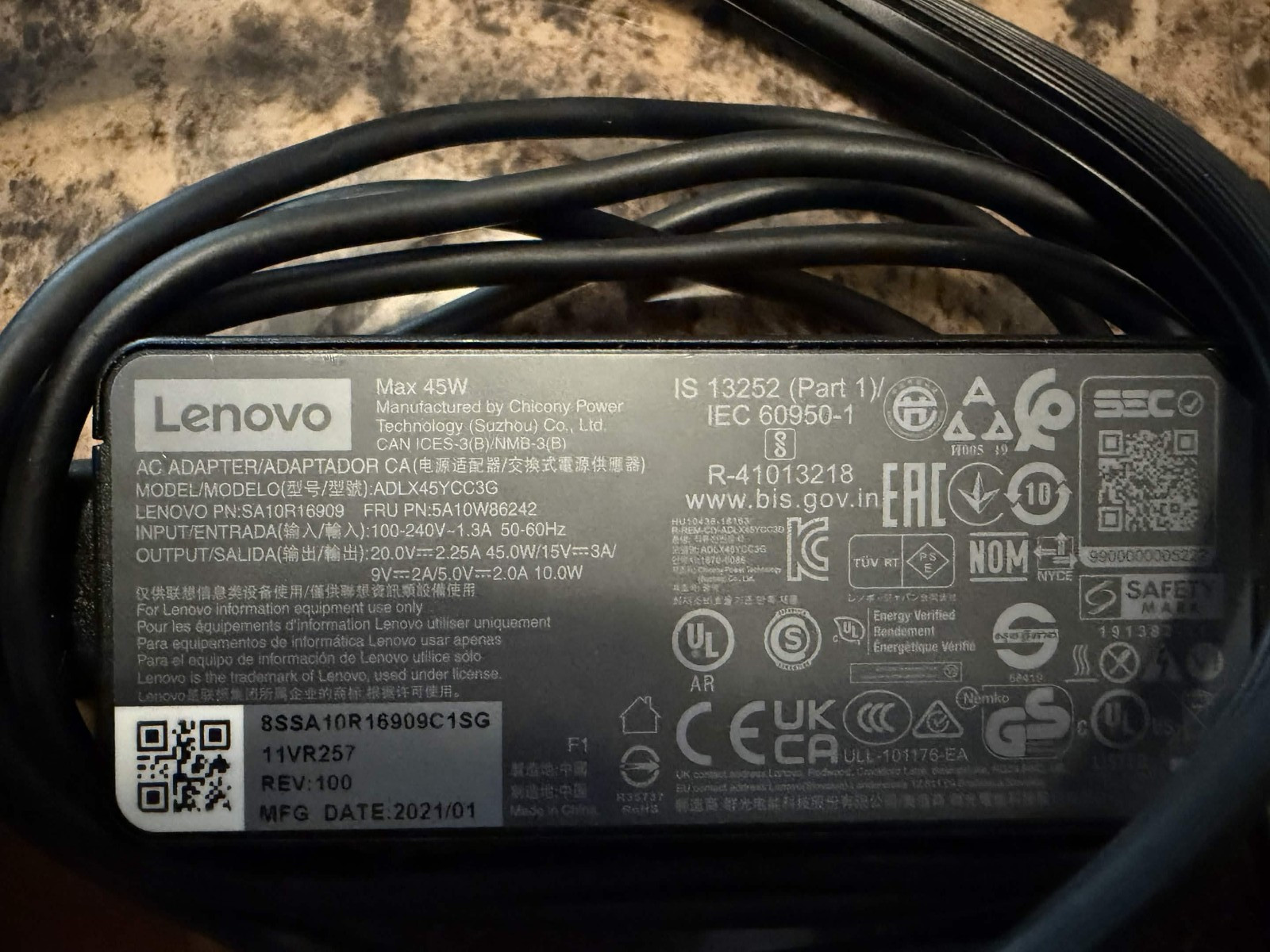 Lenovo Yoga Slim 7x Copilot+ PC 14.5″ OLED Snapdragon X Elite 16GB 512GB