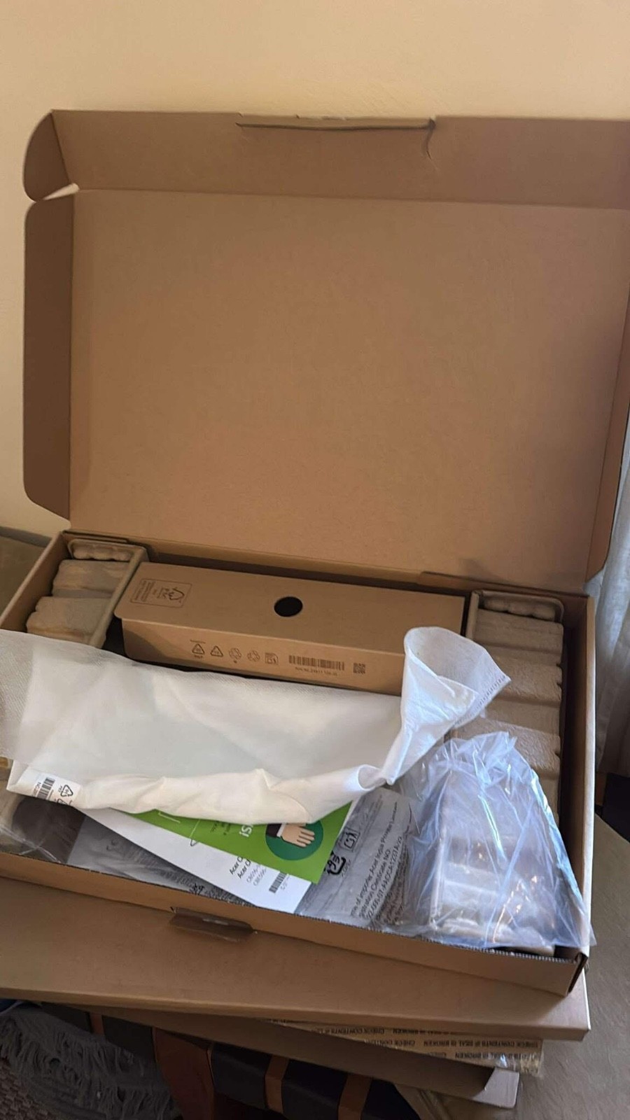 Acer Chromebook 16 in- new in open box