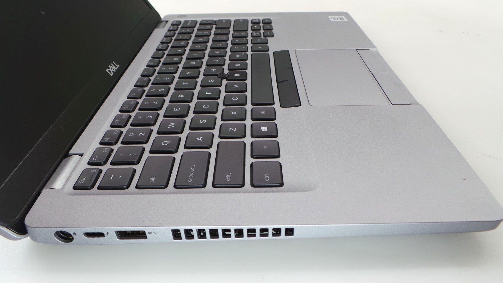 Dell Latitude 5410 | 14″ | i7-10810U 1.10GHz | 16GB RAM 512GB NVMe | WIN 11 PRO