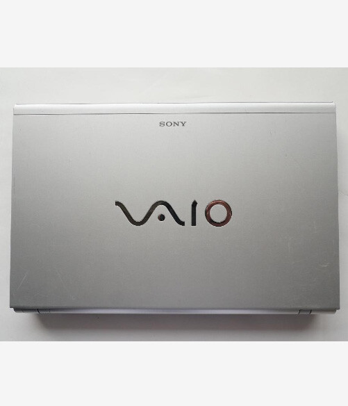 SONY VAIO Z VPCZ13ADZ Core i5-560M/4GB（2GB×2）/Win 10 Pro/GeForce GT 330M