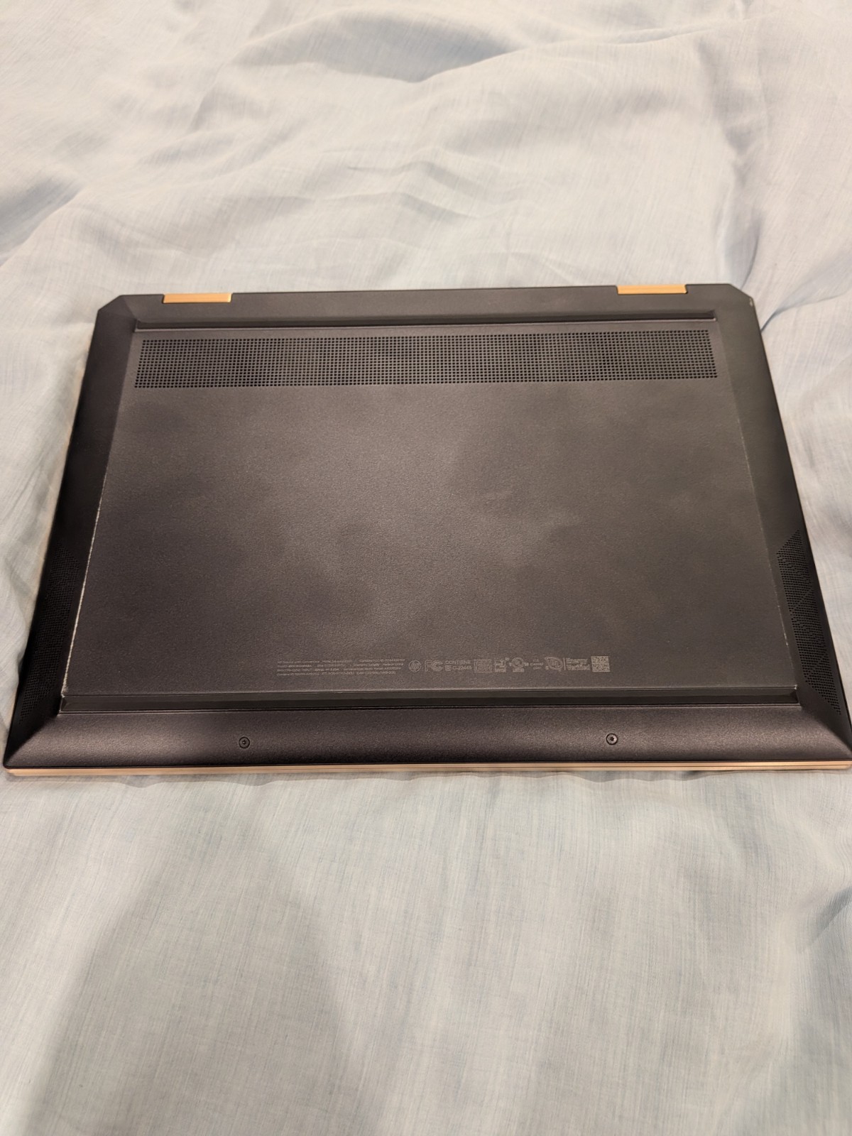 HP Spectre x360 2-in-1 13.5″ OLED Touchscreen Laptop (16GB Memory, 1 TB SSD)
