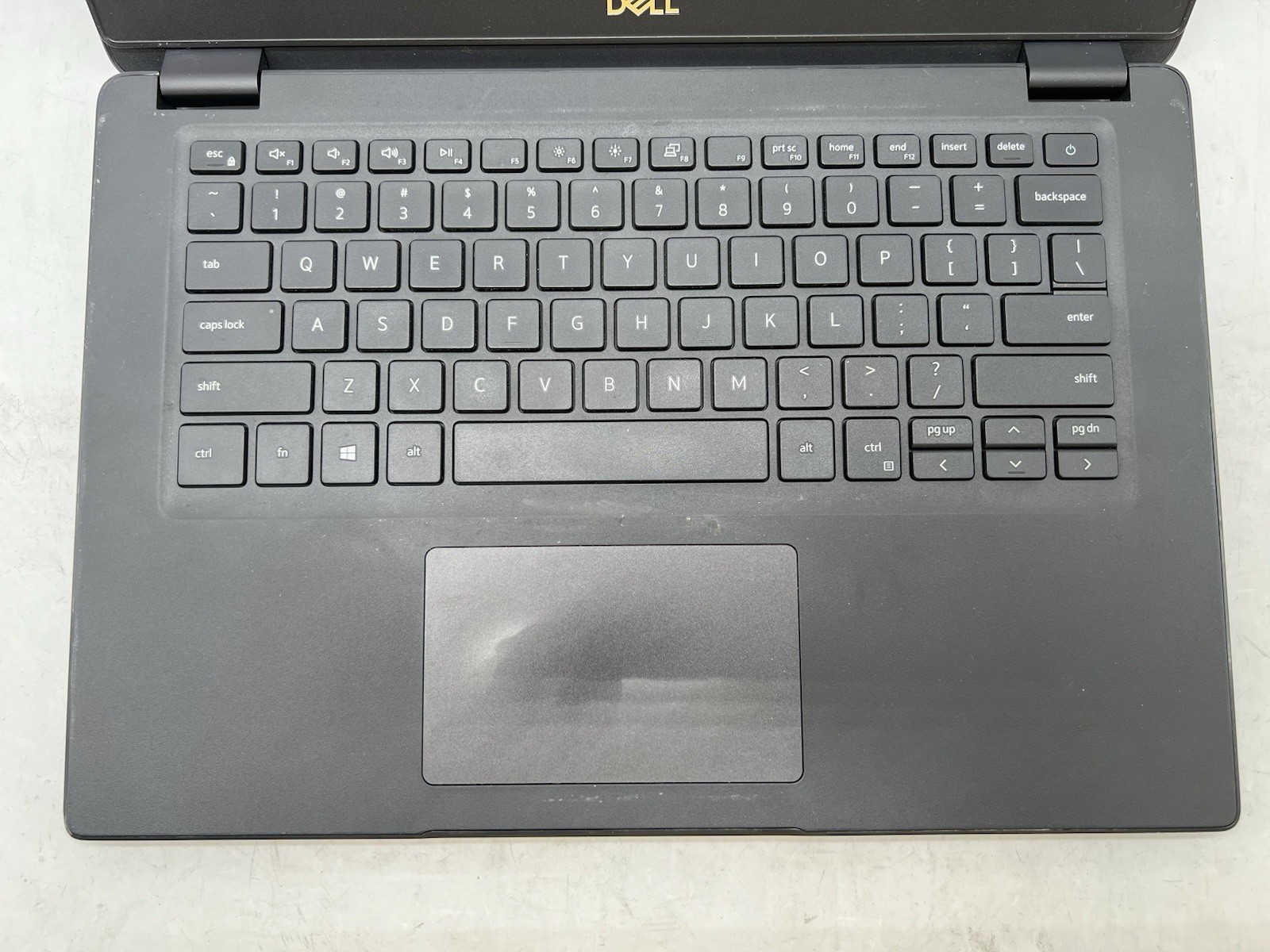 Dell Latitude 3410, i7-10510U CPU, @ 1.80GHz, 8GB RAM, 256GB NVMe-No OS/Charger
